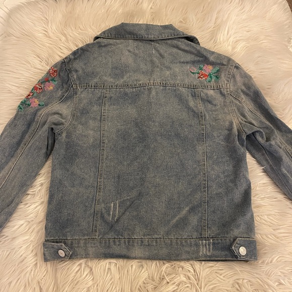 NWT | I.Madeline | Jean jacket-Floral embroidery - Picture 10 of 16